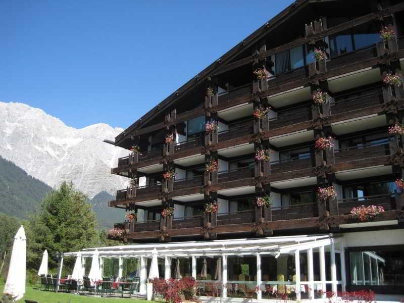 Kaysers Tirolresort - Wohlfuehlhotel Fuer Erwachsene ミエミング エクステリア 写真