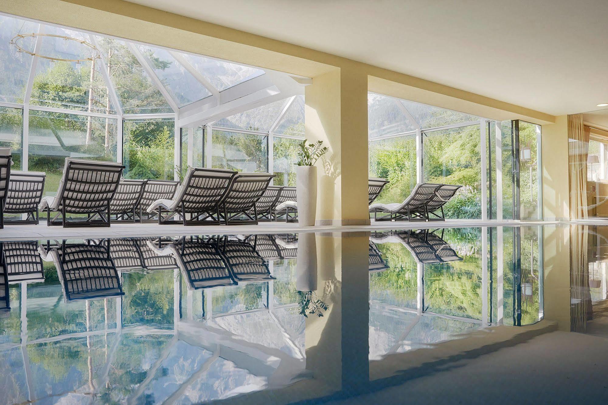 Kaysers Tirolresort - Wohlfuehlhotel Fuer Erwachsene ミエミング エクステリア 写真